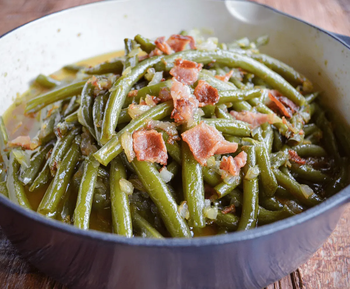 Delicious Southern Style Green Beans cooked with bacon and seasonings.